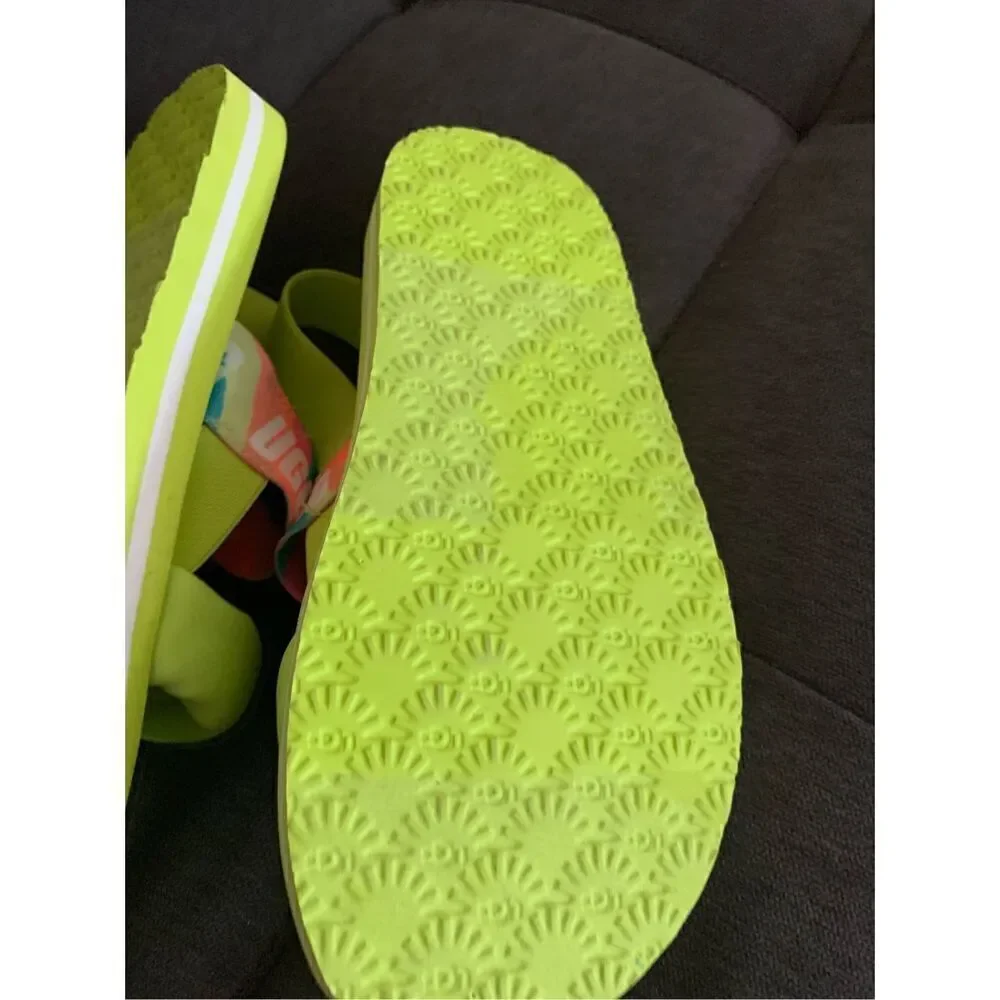 UGG unisex child